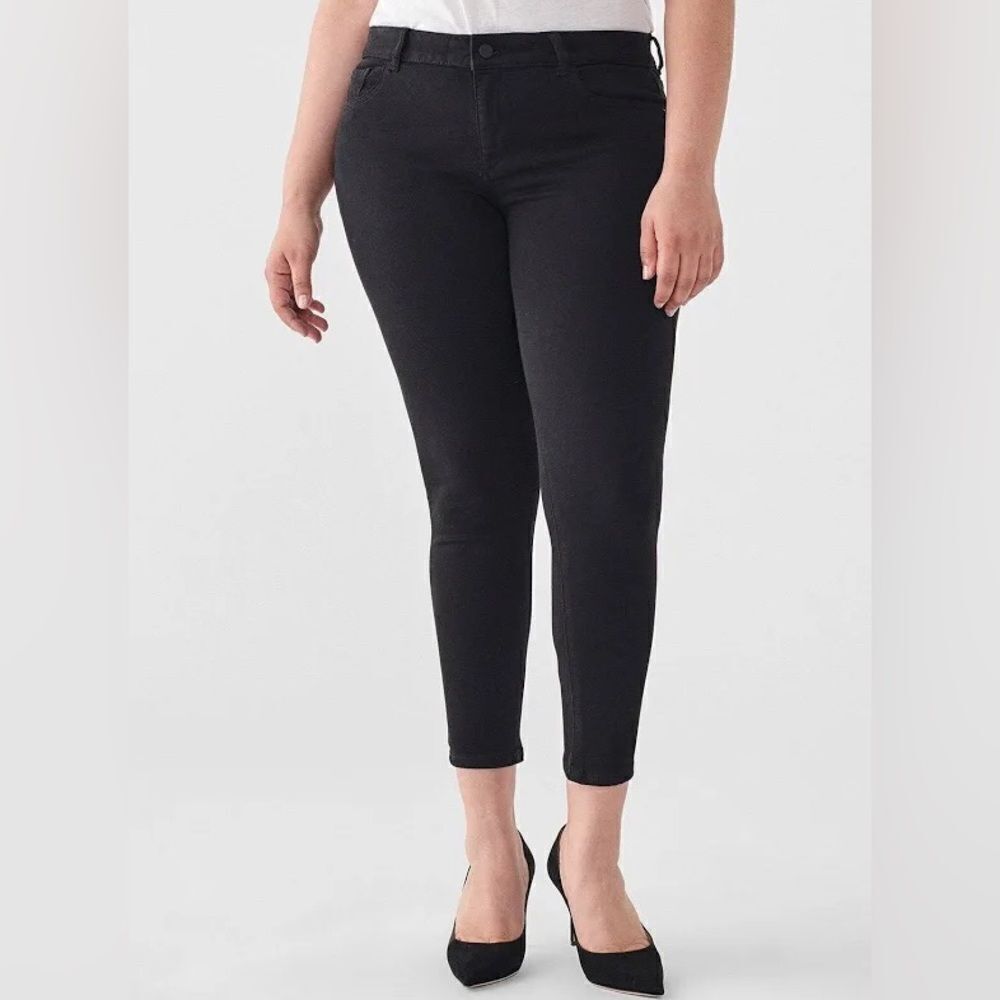 DL1961 Florence Crop Mid Rise Instasculpt Skinny Jean in Hail Size 18W